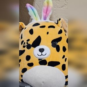 🎄🍍Squishmellow Lexie with Easter ears